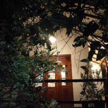 Solitary Resort 埃拉 外观 照片